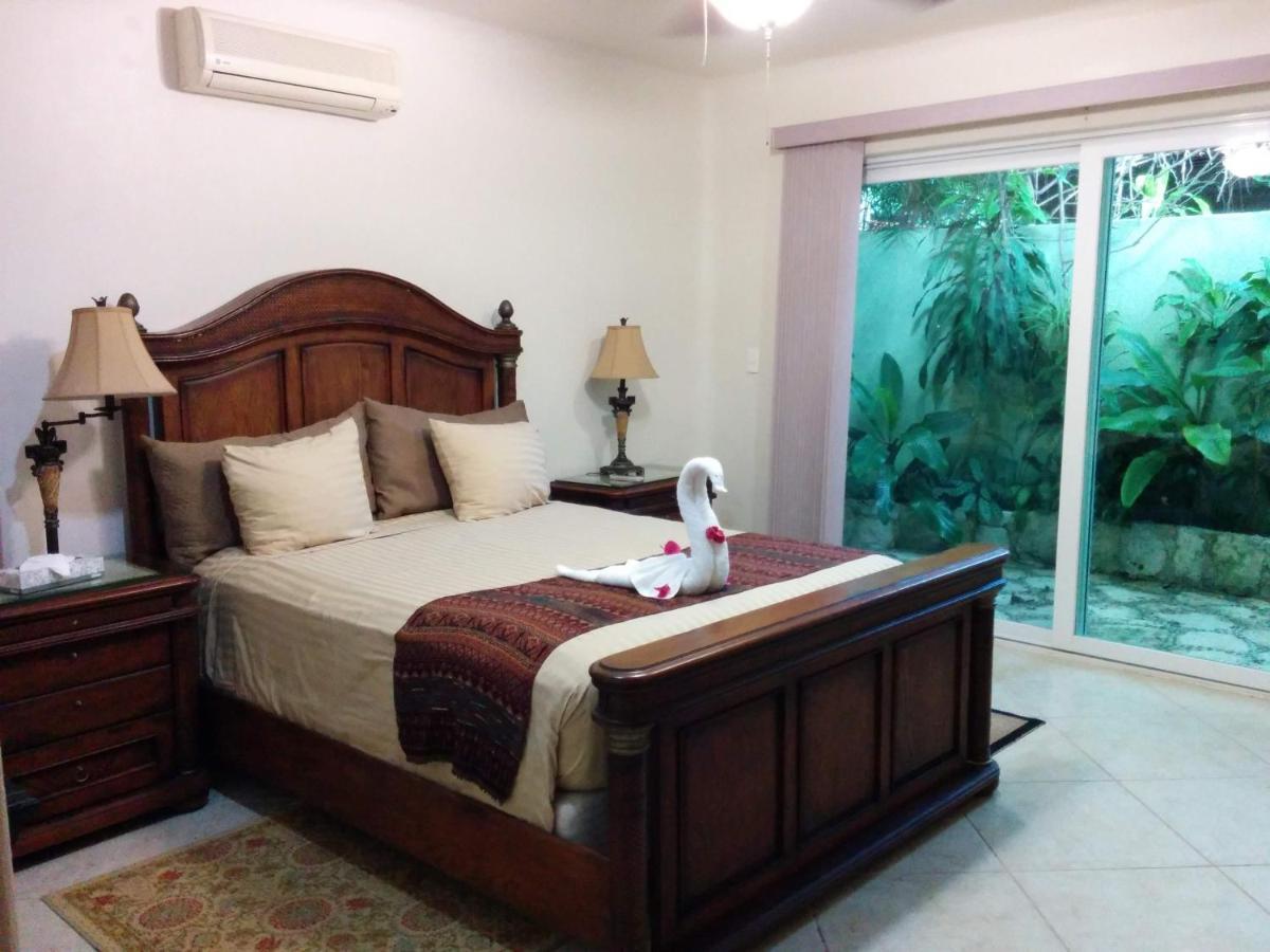 Casa Beard, Spacious Guest House With High Speed Wifi & Pool. 신데 델 카르멘 외부 사진